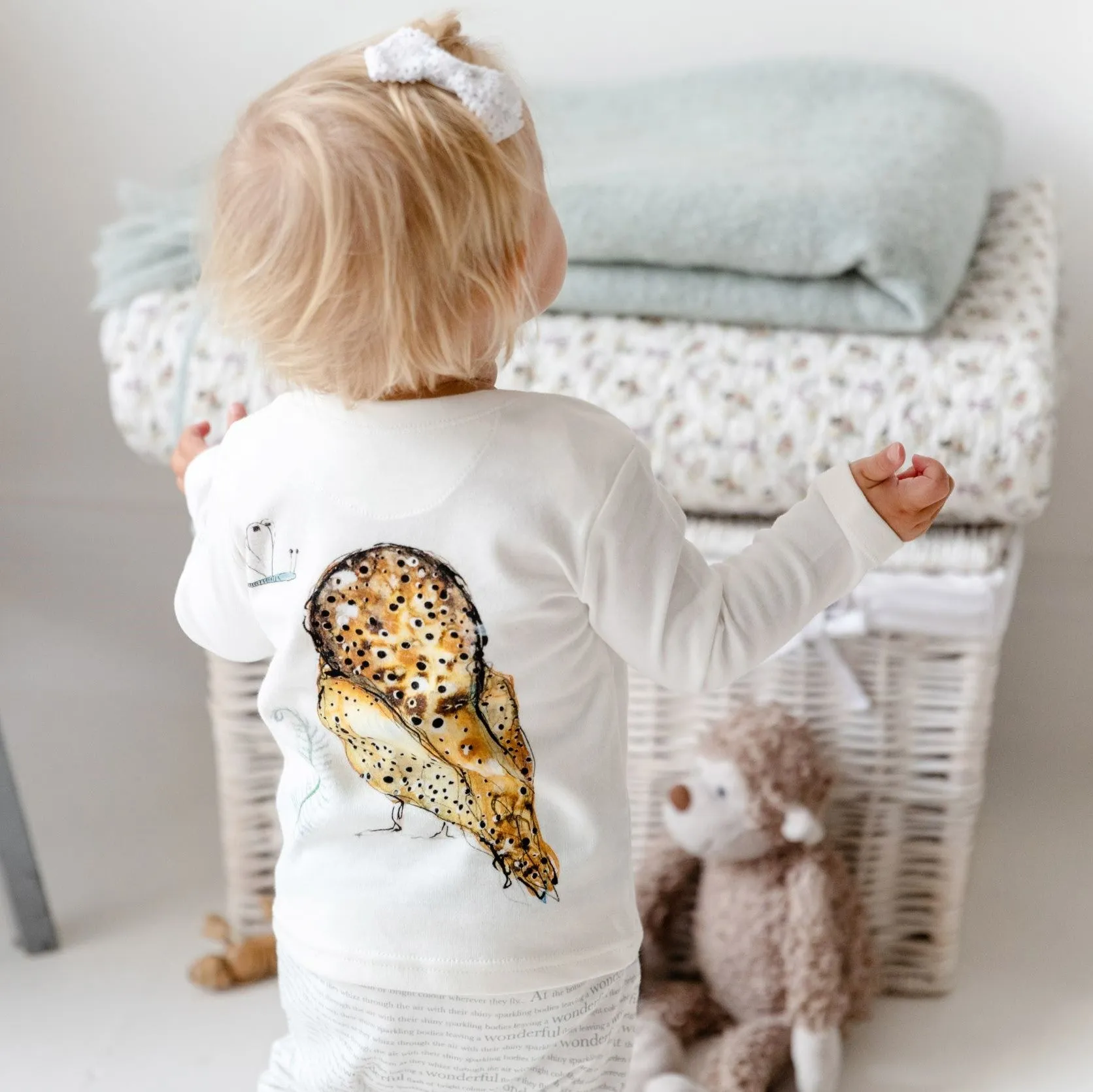 Baby gift bundle - Olive Owl Top and Bottoms