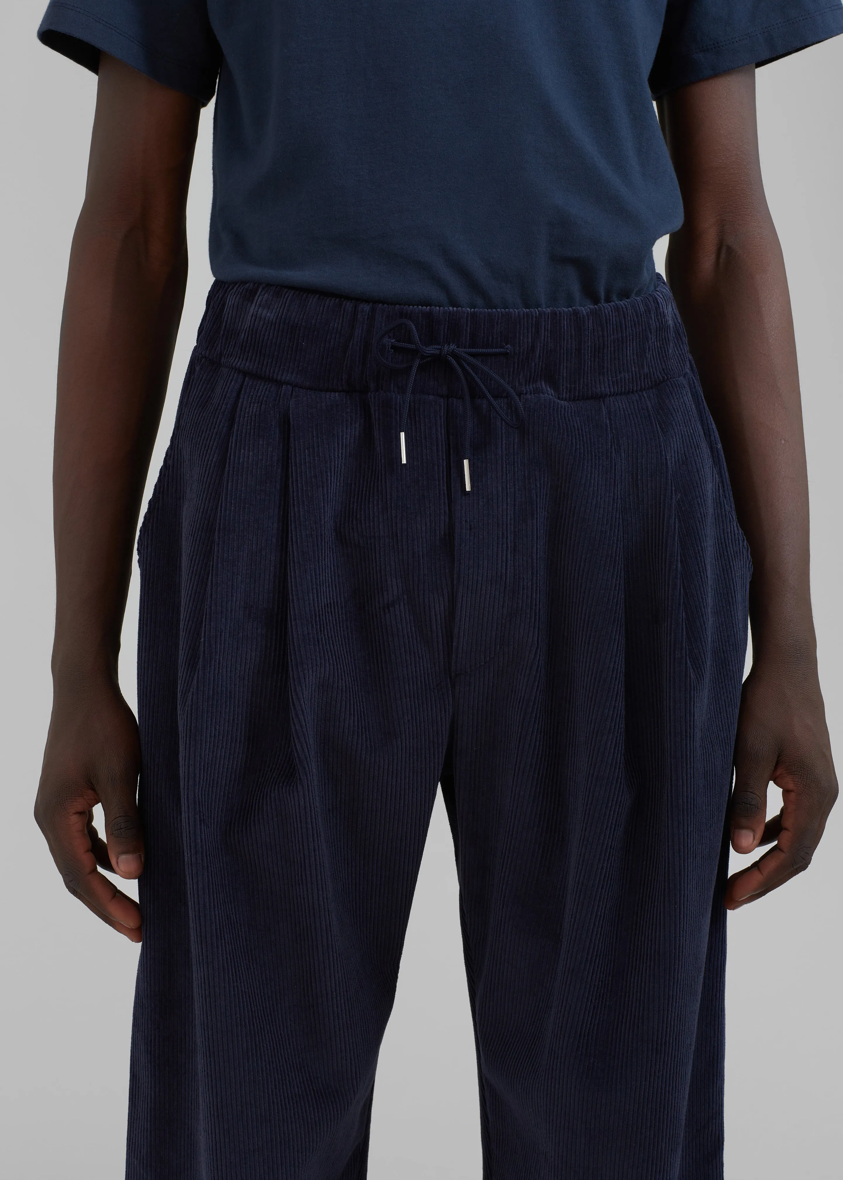 Camden Corduroy Pants - Navy