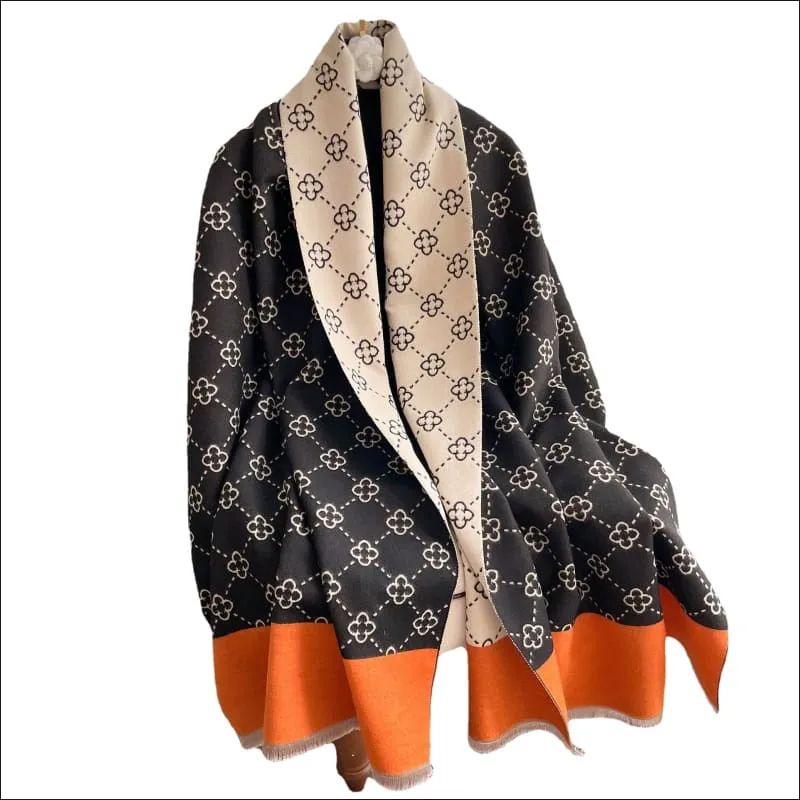 Exquisite Faux Cashmere Sunflower Shawl for Luxurious Comfort