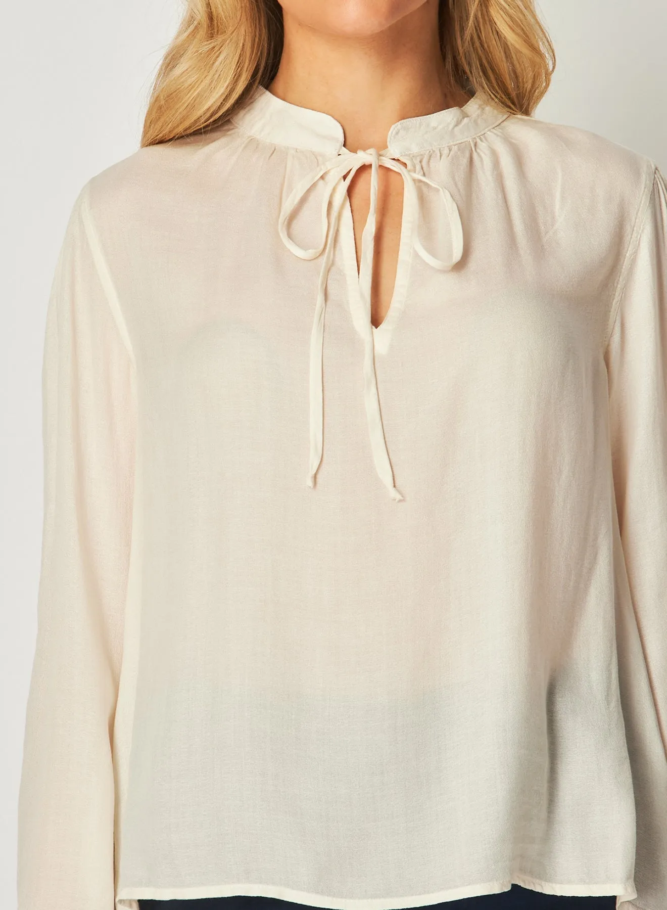 Flowy Tie Neck Pullover - Ivory Pearl